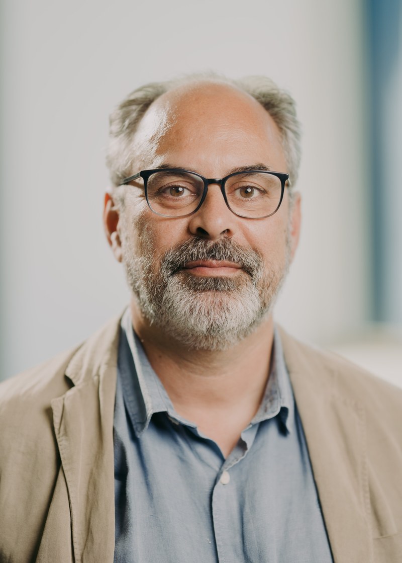 Keywan Riahi-portrait.JPG